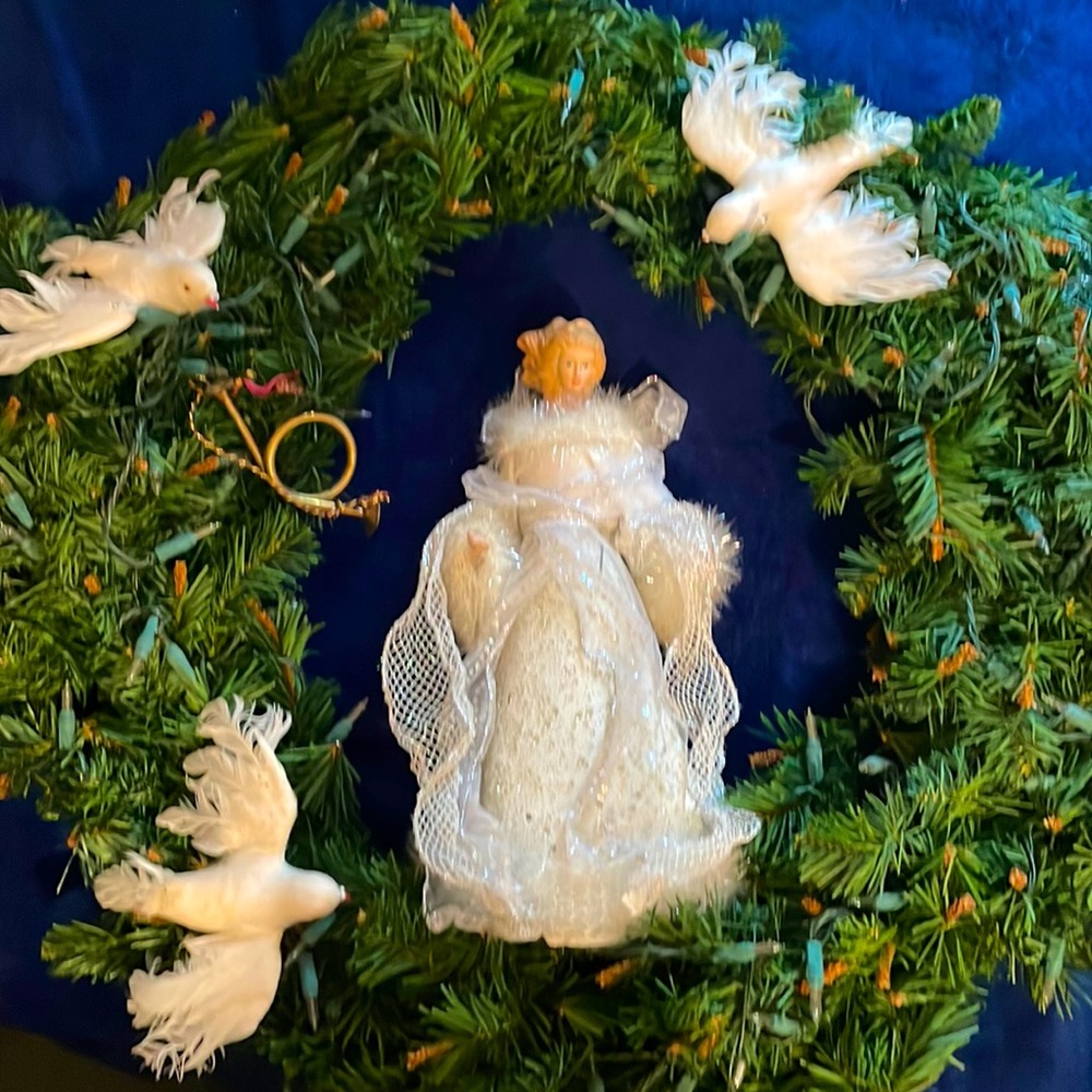 Angel dove wreath